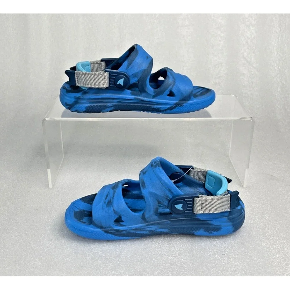 Rugged Shark Adventure Trail Blue Sandals Floatable Washable Boys Size 7 NEW